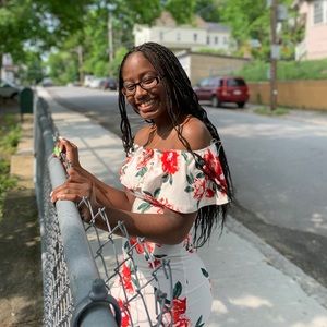 Meet your Posher, Tiara